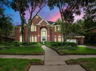 9515 Sotherloch Lake Dr, Spring, TX 77379