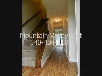 1st image of 1269 Country Club Ct