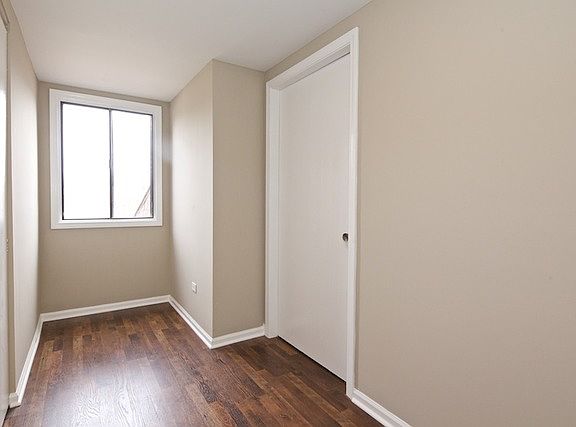 2nd image of 5853 Buck Ct #9-1
