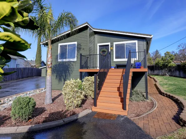 12141 Griffin Way, Auburn, CA 95602