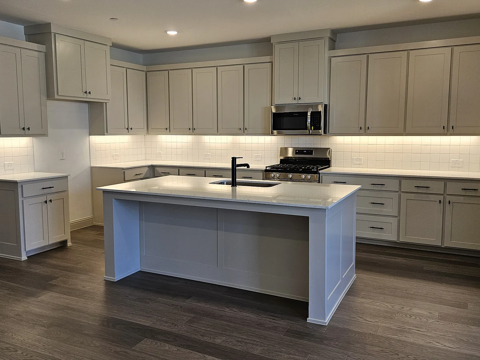 2805 Chisos Red Rd — Photo 3