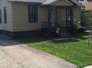 219 N Farnsworth Ave, Aurora, IL 60505