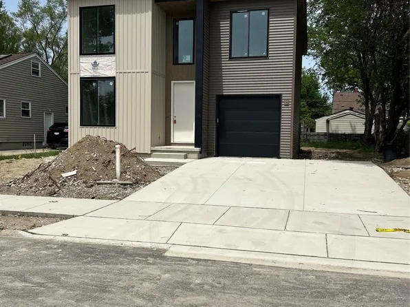 1335 E Cambourne St, Ferndale, MI 48220
