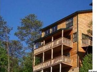 208 Pinnacle Dr, Gatlinburg, TN 37738