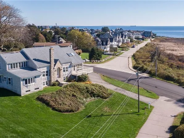 37 Fenway Rd, Westerly, RI 02891