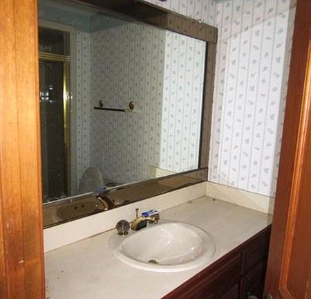 5th image of 22279 Reynolds Dr