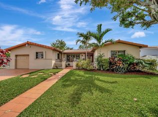 1811 SW 99th Ave, Miami, FL 33165