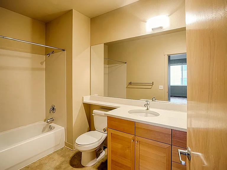 Saxe Apartments — Photo 64