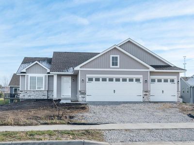 929 Prestwick Dr, Belle Plaine, MN, 56011