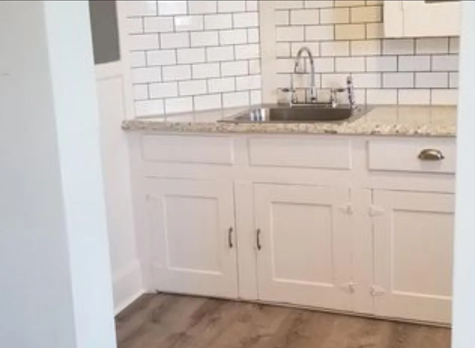 2 bed, 950 sqft, $1,100 — Photo 1