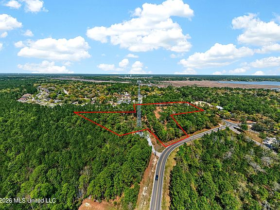 3rd image of 0 Belle Fontaine Dr