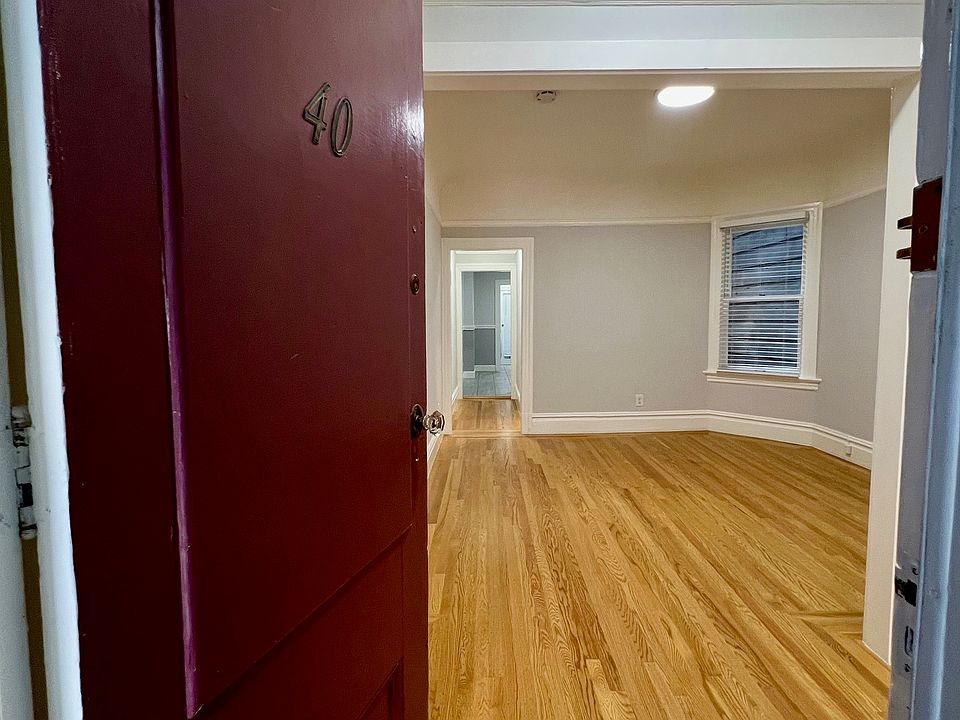 1st image of 40 Henry St