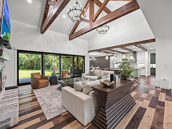 5th image of 19314 Chateau Ridge Ct