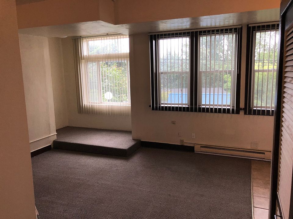 University Heights 2211 NE 50th St Seattle WA Zillow