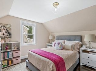 289 Wentworth Ave, Lowell, MA 01852