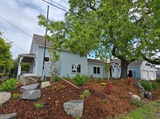 1839 Lawrence St, Port Townsend, WA 98368