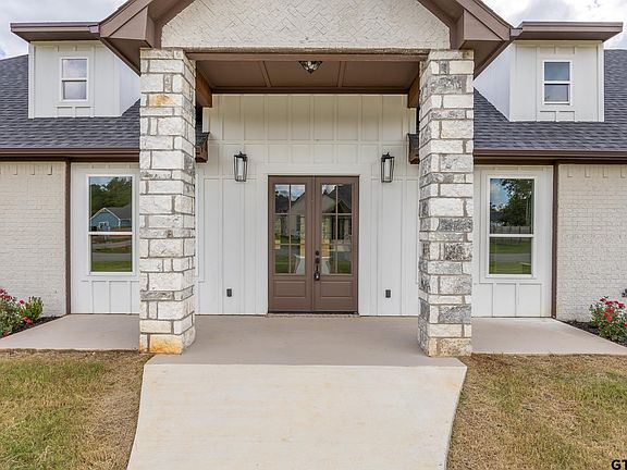 5th image of 20940 Patriot Cir