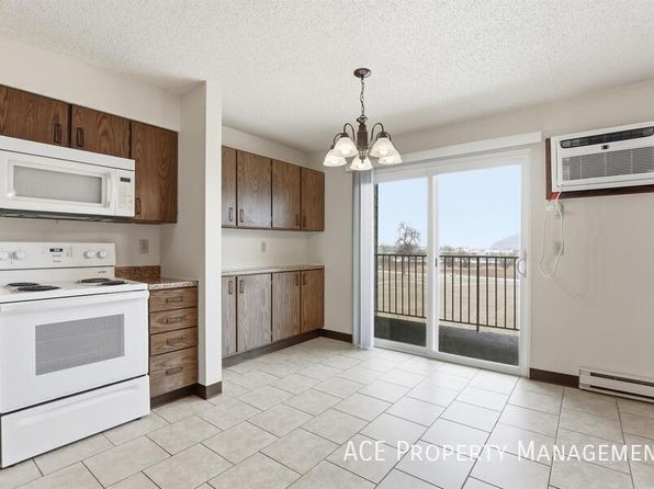 705 Dakota Dr APT 302