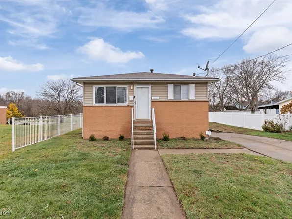 2634 Cory Ave, Akron, OH 44314