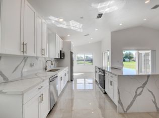 12380 Boneventure Dr, Boynton Beach, FL 33437