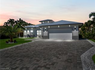 2563 SW 27th Ave, Cape Coral, FL 33914