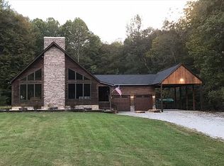 1395 Happy Hollow Rd, Williamsburg, KY 40769