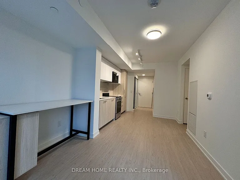 65 Mutual St #1307 — Photo 14