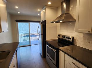 1140 E 22nd St APT 4, Oakland, CA 94606