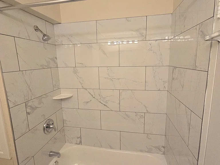 Cooper River Plaza Apartments — Photo 15