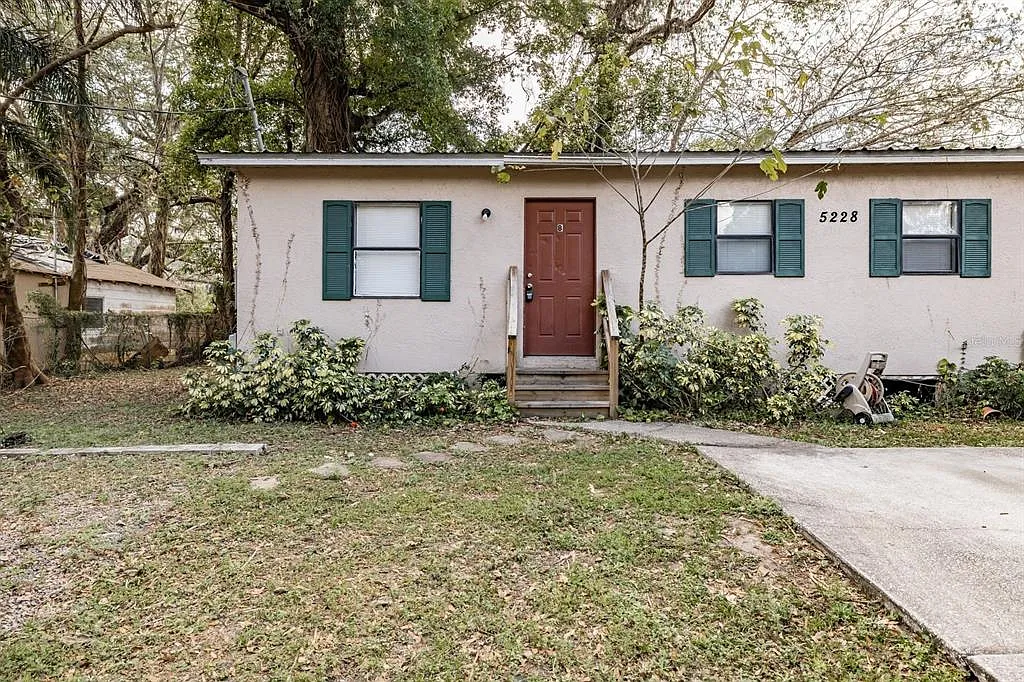 2 bed, 1.0 bath, 650 sqft, $1,350 — Photo 1