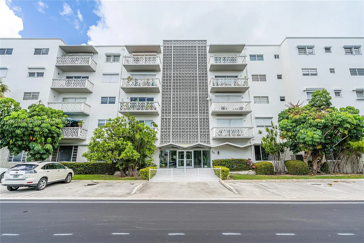 Photo 2 of 22 - 9700 E Bay Harbor Dr #305 - Bay Harbor Islands, FL Building Photo - 9700 E Bay Harbor Dr #305