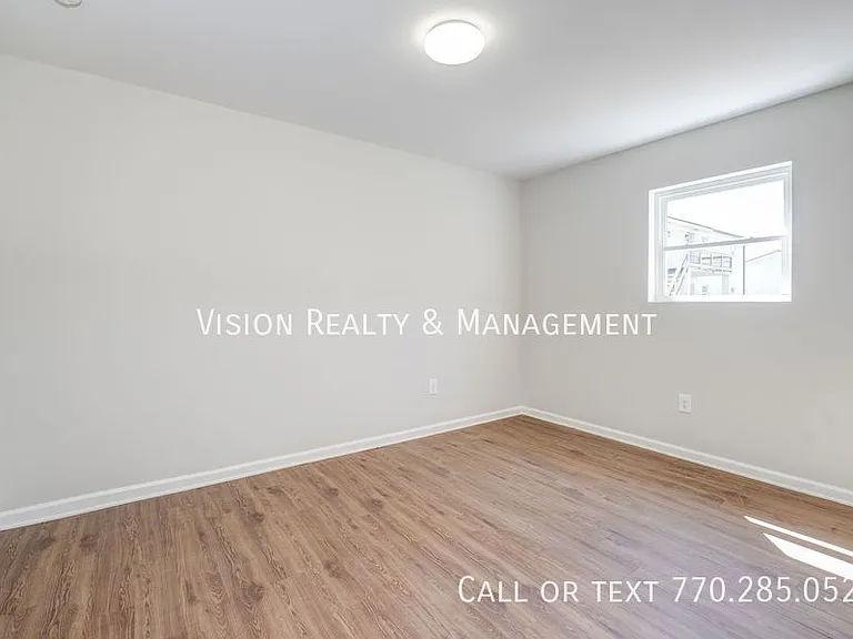102 Sewell Rd #5 — Photo 11