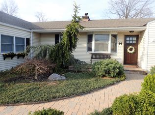 14 Cedar Grove Rd, Branchburg, NJ 08876