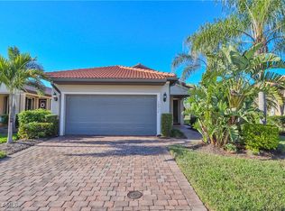 10932 Clarendon St, Fort Myers, FL 33913