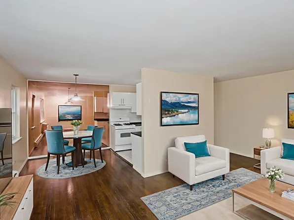 236 Regency Park Dr Unit 236, Agawam, MA 01001