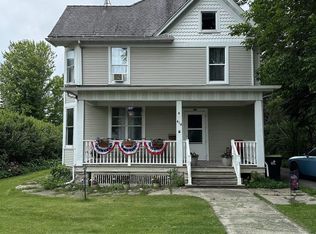 414 N Lincoln Ave, Beaver Dam, WI 53916