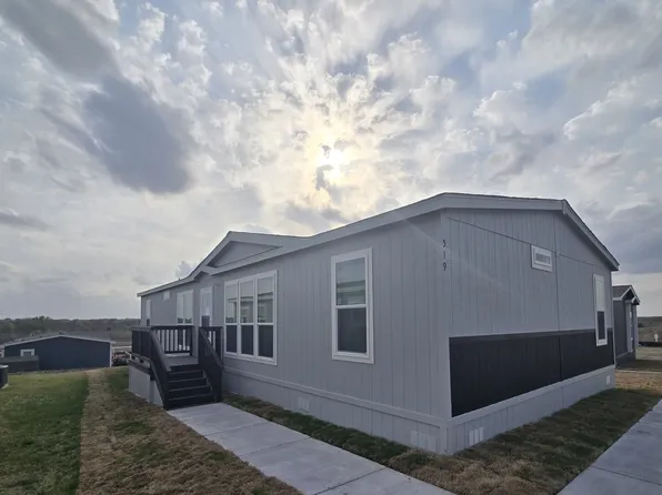 519 Pineland Avenue Plan, Creeks Crossing