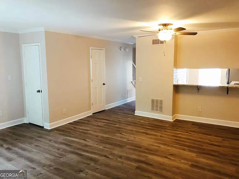 1819 Cumberland Valley Pl SE — Photo 7