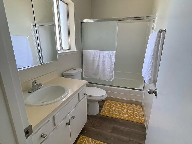 390 S Sunnyvale Ave #2 — Photo 4