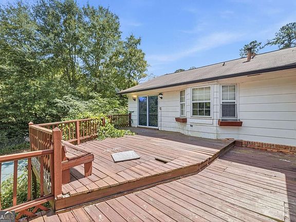 5th image of 1920 Long Ridge Dr