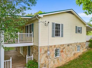 1611 Omaha Trl, Dandridge, TN 37725