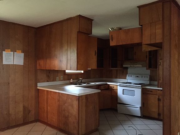 4th image of 112 Oak Dr