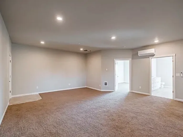 4125 Market St NE #204 — Photo 14
