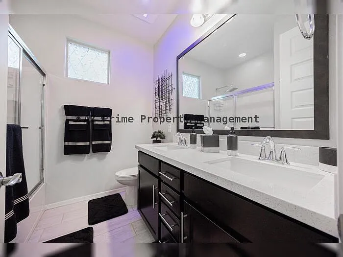 11777 S 51st Dr — Photo 34