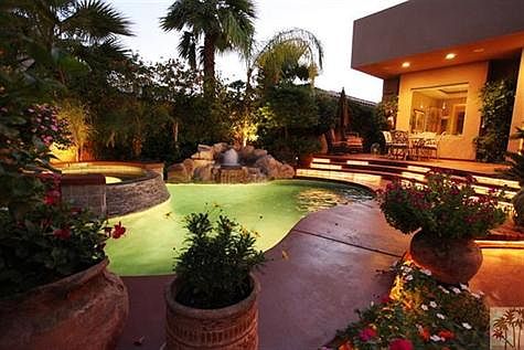 Front courtyard.