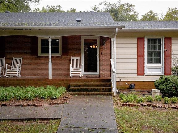 2nd image of 1256 Terry Rd