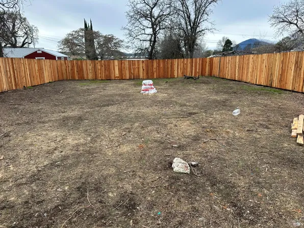 13125 Fourth Street, Clearlake Oaks, CA 95423