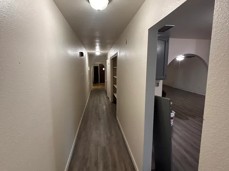 604 Rose Ave #606 — Photo 14