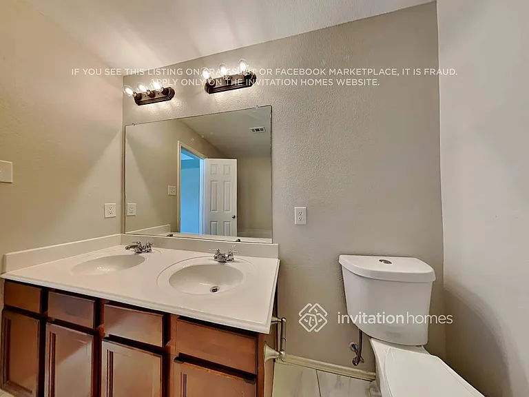 802 Windflower Dr — Photo 17