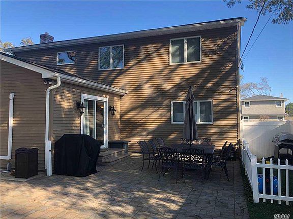 2nd image of 466 Steven Ave